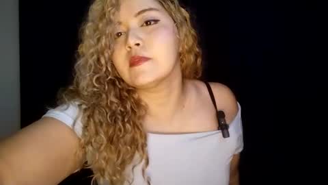 Tania Nixx online show from 02.02.25