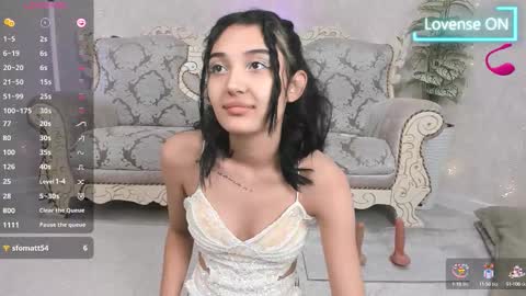 Snapshot of rei_ramiki chatting on 10.02.25 Rei online show from 10.02.25