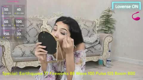 Snapshot of rei_ramiki chatting on 10.13.25 Rei online show from 10.13.25