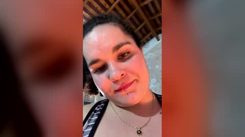 Snapshot of reichel05 chatting on 02.19.26 reichel05 online show from 02.19.26