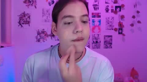 Snapshot of reiko_doll chatting on 11.01.25 REIKO online show from 11.01.25