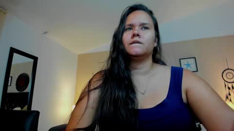 reina_loren online show from 09.28.25