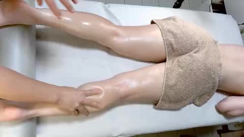 Snapshot of reina_qt chatting on 11.04.25 Reina QT online show from 11.04.25