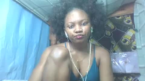 Snapshot of reinechi chatting on 07.14.26 Reinechi online show from 07.14.26