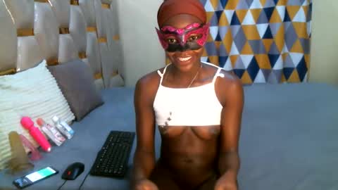 remmyqueen online show from 05.17.26