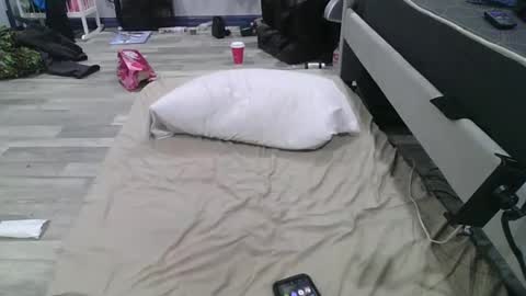 Snapshot of remshotdt chatting on 02.23.25 remshotdt online show from 02.23.25