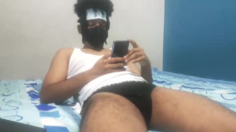 Snapshot of remy_g chatting on 12.28.24 Remy online show from 12.28.24