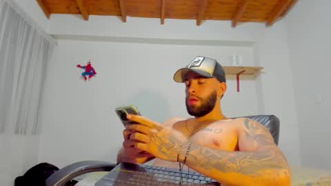 Rmy Steen online show from 10.19.25