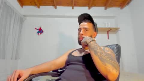 Rmy Steen online show from 10.31.25