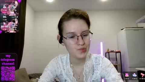 Claire online show from 03.17.26