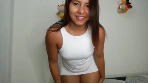 Snapshot of renata940434 chatting on 03.21.26 renata online show from 03.21.26