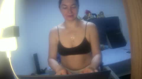 renata_hot1 online show from 11.18.25