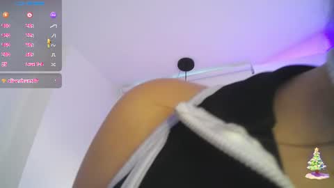Snapshot of renata_russo chatting on 07.09.26 online show from 07.09.26