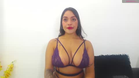 renatabrownn28 online show from 07.05.26