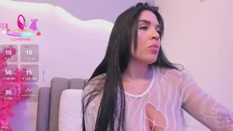 Renata online show from 01.14.26