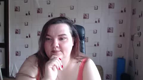 renataoia online show from 02.14.26