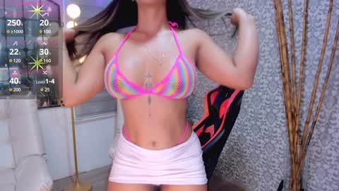 Renata Reyes online show from 02.05.25