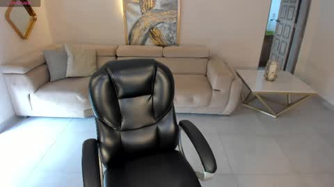 Renata Reyes online show from 04.05.26