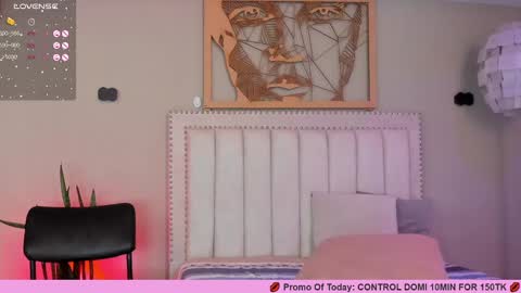 Snapshot of renataruiz_rr chatting on 02.27.25 online show from 02.27.25