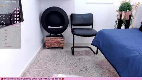 Snapshot of renataruiz_rr chatting on 03.05.25 online show from 03.05.25