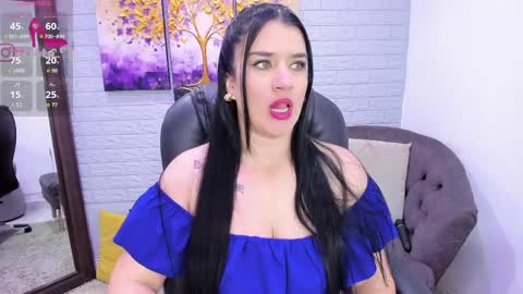      online show from 04.10.26