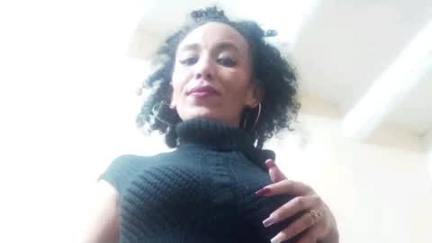 Snapshot of renattabecerra chatting on 03.01.25 Renatta online show from 03.01.25