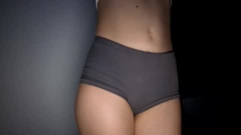 renee_loah online show from 10.24.25