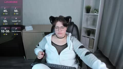 Snapshot of renee_turner chatting on 02.22.25 renee_turner online show from 02.22.25