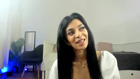 Rena online show from 03.25.26