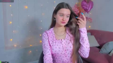 Renesmy online show from 02.22.26