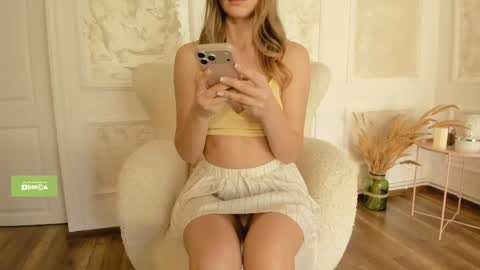 Rennatha online show from 04.23.26