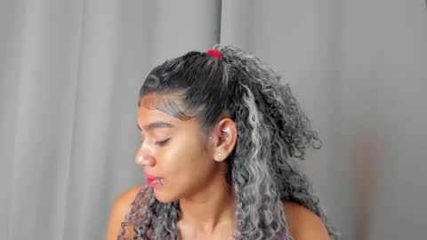 Snapshot of rennatta_sx chatting on 12.04.24 Renata online show from 12.04.24