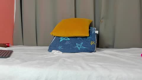 Snapshot of rennatta_sx chatting on 01.22.25 Renata online show from 01.22.25