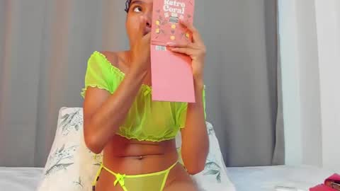 Snapshot of rennatta_sx chatting on 02.03.25 Renata online show from 02.03.25