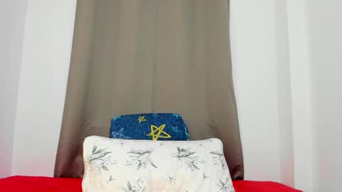 Snapshot of rennatta_sx chatting on 02.10.25 Renata online show from 02.10.25