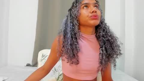 Snapshot of rennatta_sx chatting on 02.24.25 Renata online show from 02.24.25