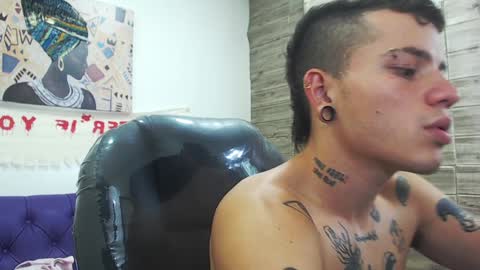 Snapshot of rennesanti chatting on 12.04.24 R E N E online show from 12.04.24