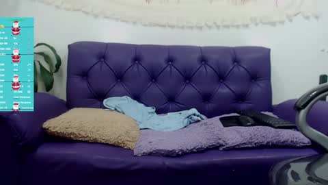 Snapshot of rennesanti chatting on 12.28.24 R E N E online show from 12.28.24