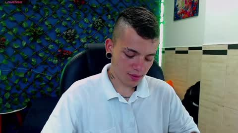 Snapshot of rennesanti chatting on 01.16.25 R E N E online show from 01.16.25