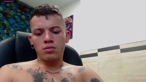 Snapshot of rennesanti chatting on 02.25.25 R E N E online show from 02.25.25