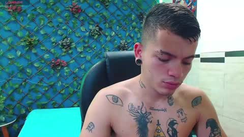 Snapshot of rennesanti chatting on 03.05.25 R E N E online show from 03.05.25