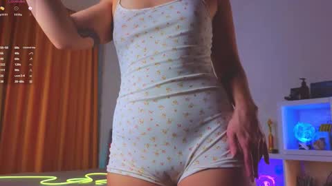 renochka online show from 10.09.25