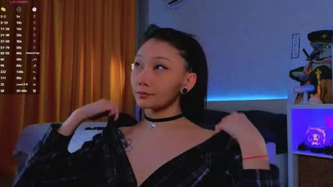 Snapshot of renochka chatting on 03.11.26 renochka online show from 03.11.26