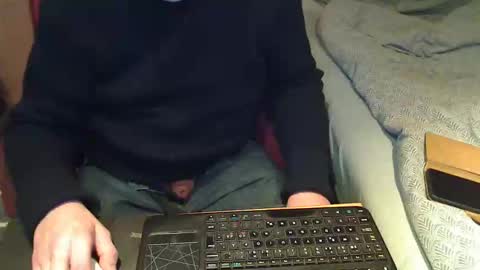 Snapshot of reodorfelgen chatting on 11.20.25 Reodor online show from 11.20.25