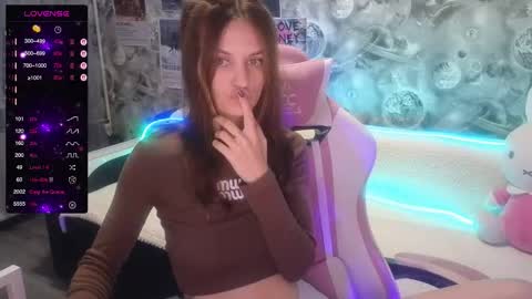 Snapshot of resoluti1on chatting on 10.04.25 Resol online show from 10.04.25