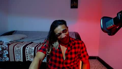 Snapshot of restrainged chatting on 01.18.25 Rest online show from 01.18.25