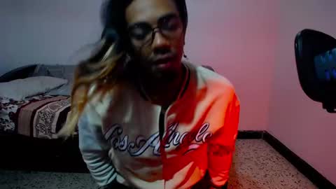 Snapshot of restrainged chatting on 01.21.25 Rest online show from 01.21.25