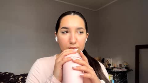 Olivia online show from 03.16.26