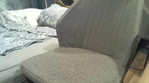 Snapshot of reunionussr chatting on 01.12.25 reunionussr online show from 01.12.25