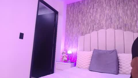 REVEN online show from 11.25.25